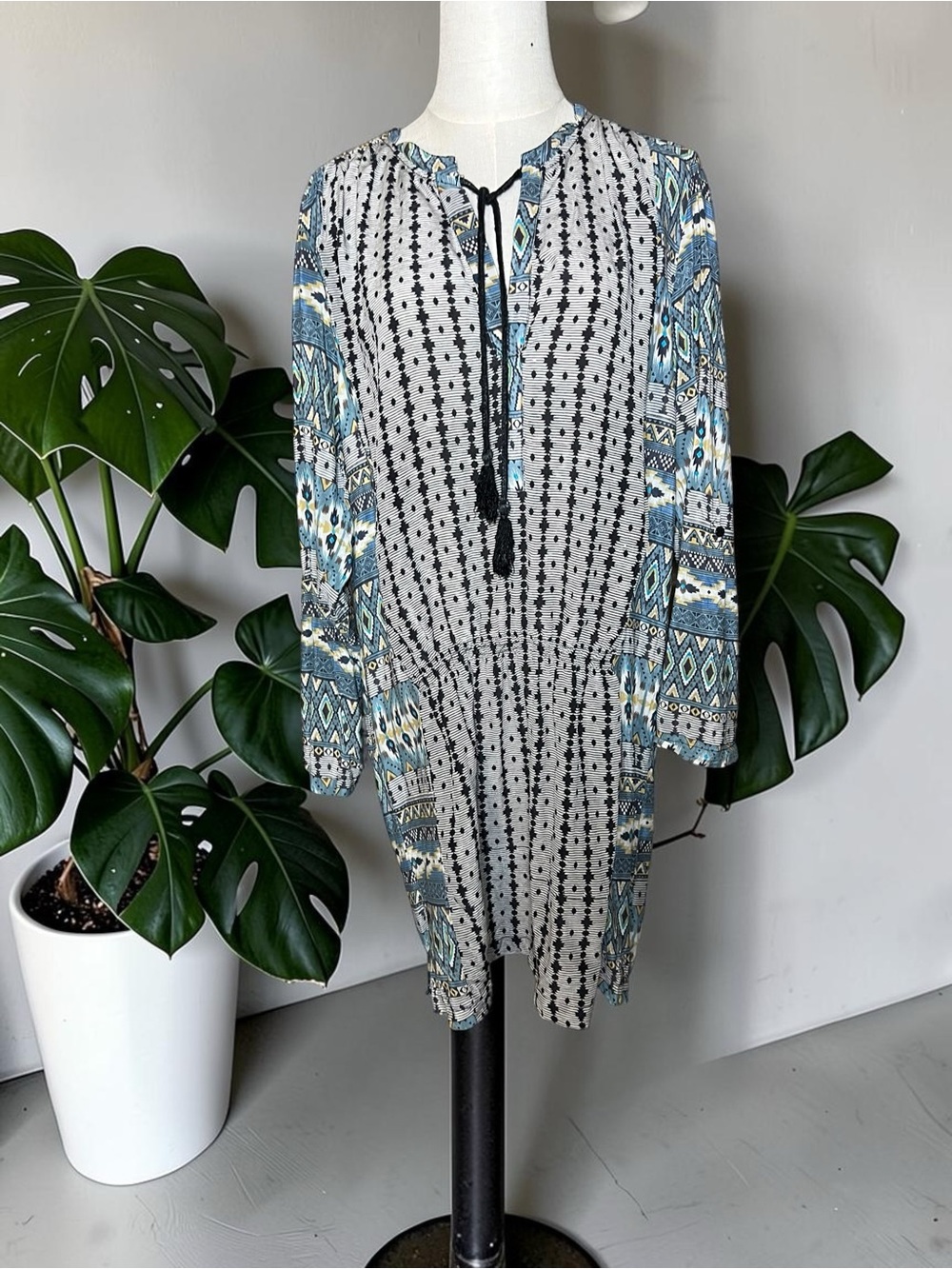 Tolani 100% Silk Boho Tunic Dress L Blue Geometric Tassel Festival Cover Up